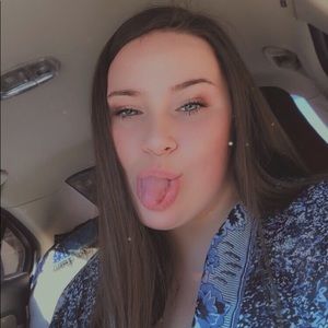 Meet your Posher, Savannah